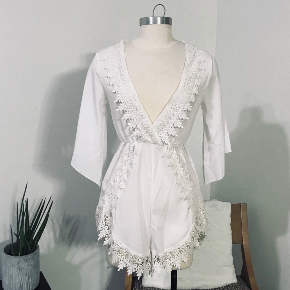 ๐ค WHITE BOHO CHIC ROMPER SHORTS ๐ค - Picture 8 of 13
